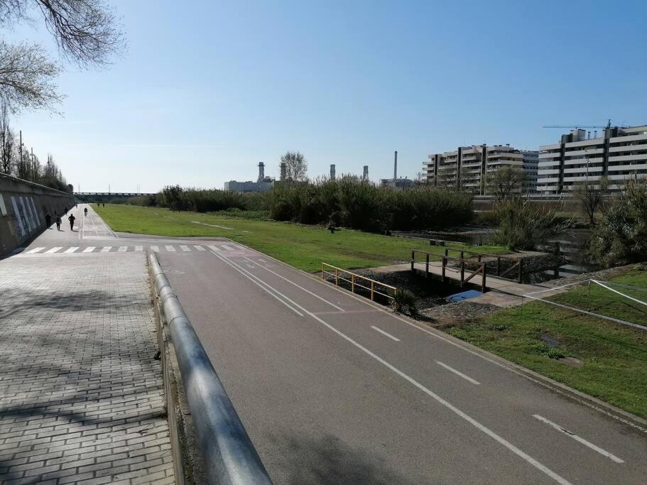 Piso Pl 2B, 20Min Plaza Cataluna Sant Adria de Besos Exterior foto